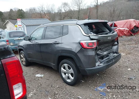 2019 Jeep Compass Latitude 4X4 from USA, damaged, VIN 3C4NJDBB7KT849699